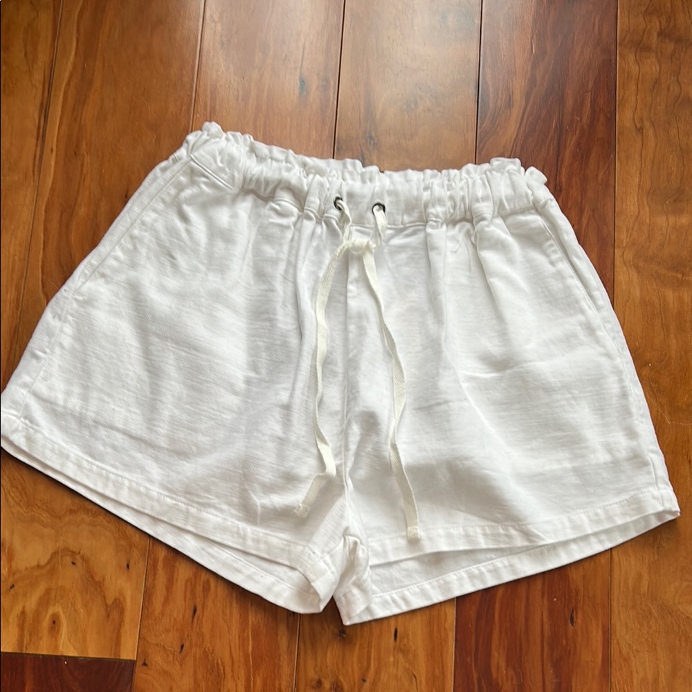 Billabong White Casual Shorts